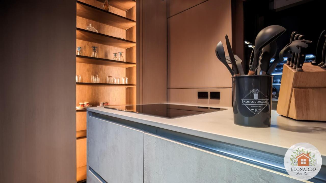 5 Stars * - Luxury House Apartment *