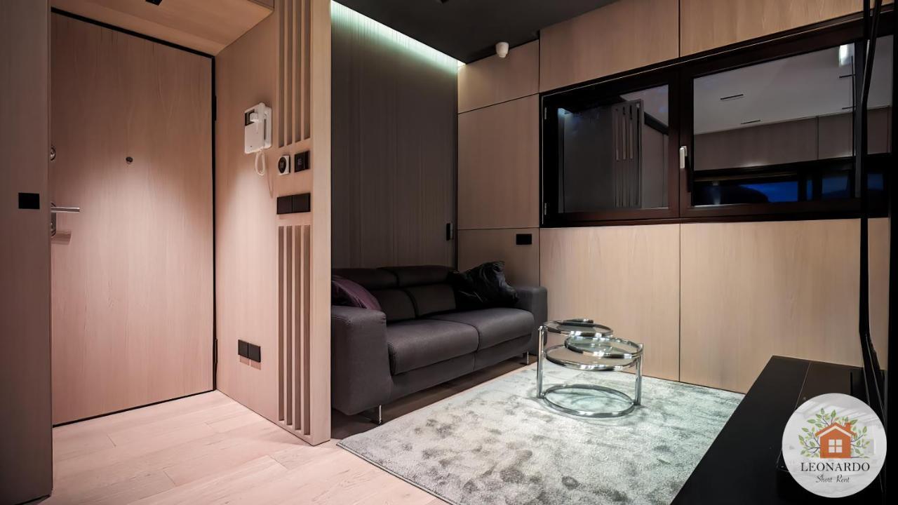 5 Stars * - Luxury House * Rom